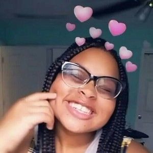 Meet your Posher, Aniya